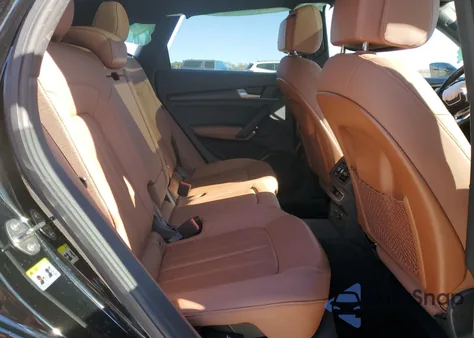 2021 Audi Q5 Premium Plus z USA, uszkodzony, nr VIN WA1BAAFY6M2031010